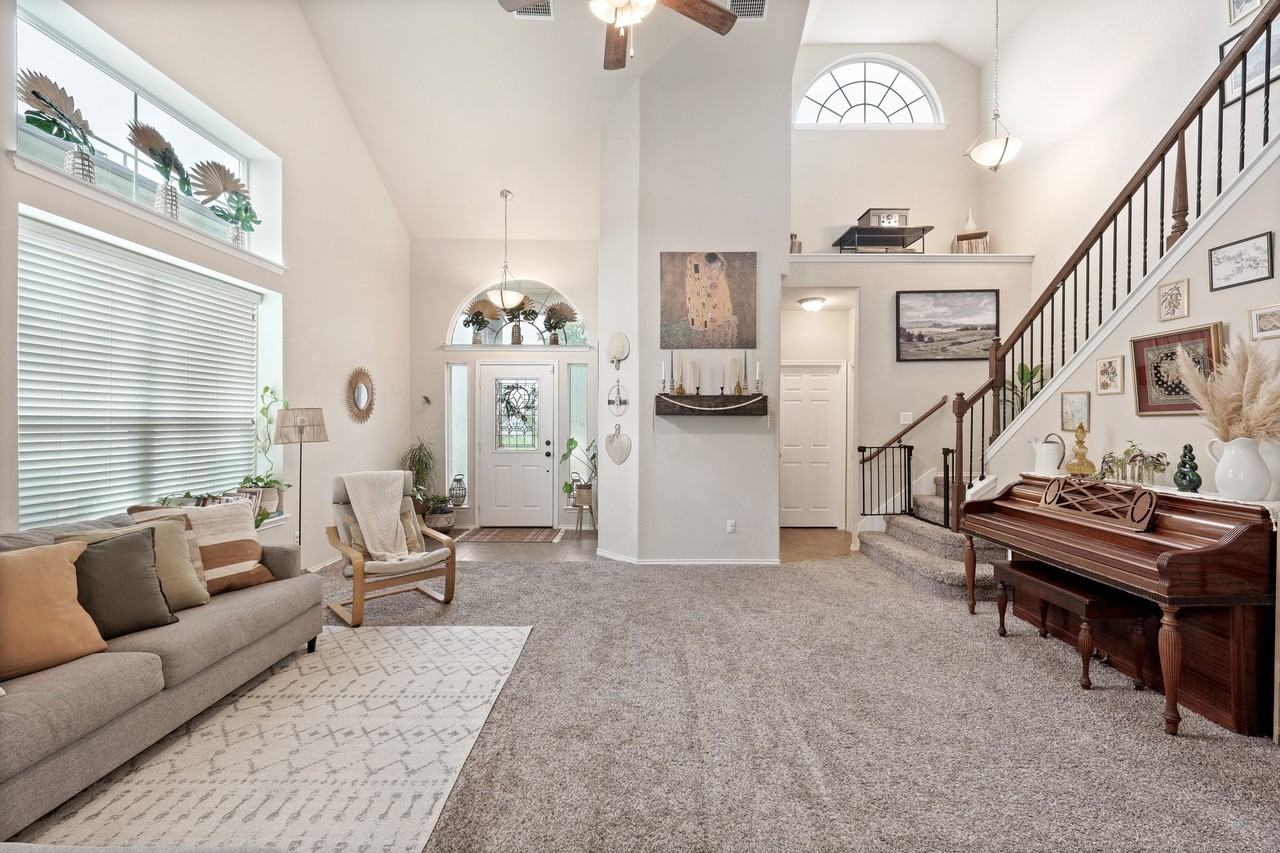 5516 Pinery Dr - Photo 3 of 16