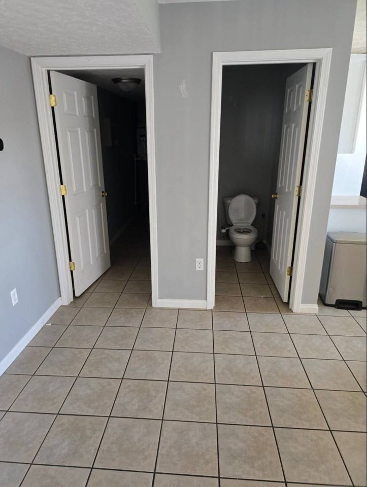223 Luke Ct - Photo 4 of 7