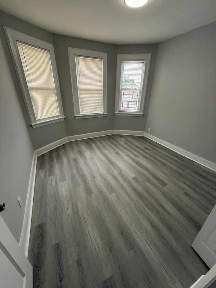 264 9th Ave #6 - Photo 5 of 12