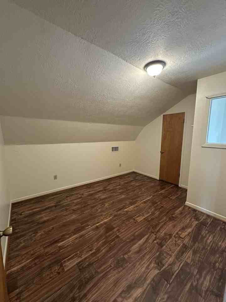 1026 Garden St #1 - Photo 6 of 16
