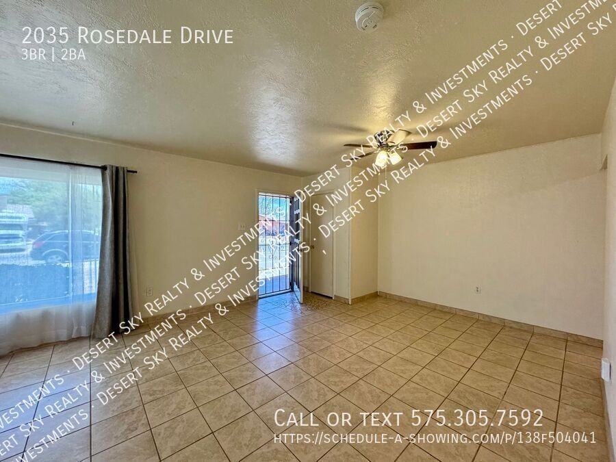 2035 Rosedale Dr - Photo 3 of 28