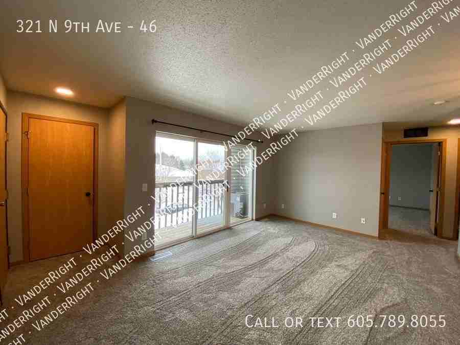 321 N 9th Ave #46 - Photo 2 of 9