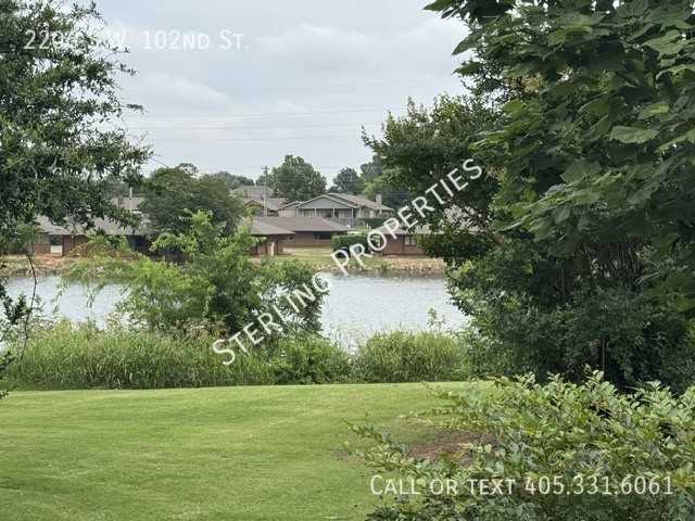 2206 Sw 102nd St - Photo 4 of 34