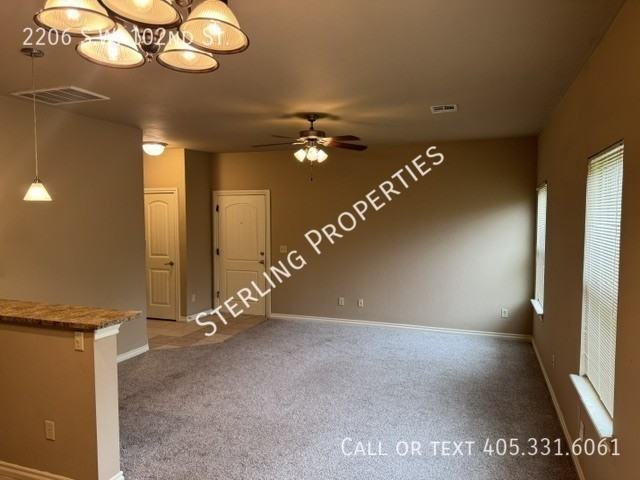 2206 Sw 102nd St - Photo 7 of 34
