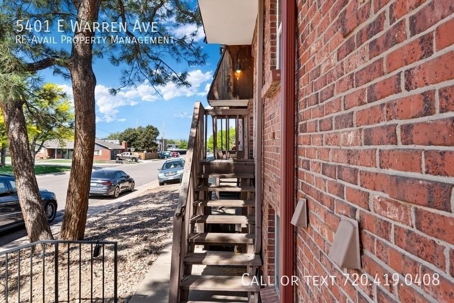 5401 E Warren Ave - Photo 4 of 25