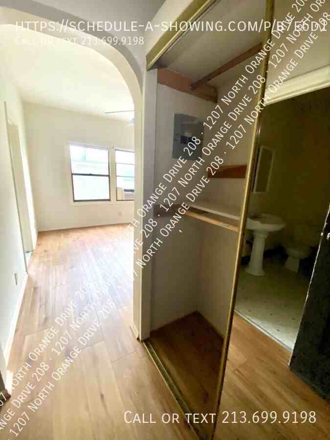 1207 N Orange Dr - Photo 6 of 18