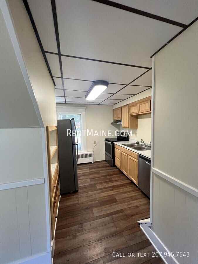 79 4th St #3 - Photo 4 of 16
