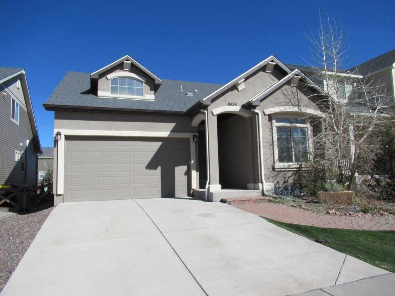8436 Briar Brush Ln