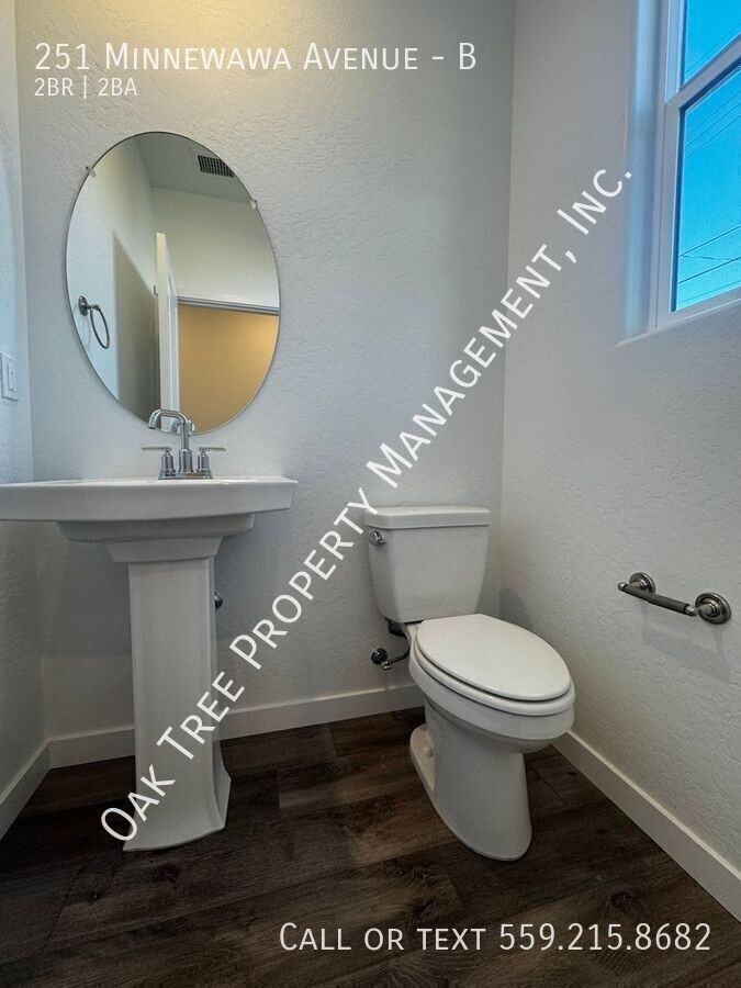251 Minnewawa Ave #B - Photo 4 of 31
