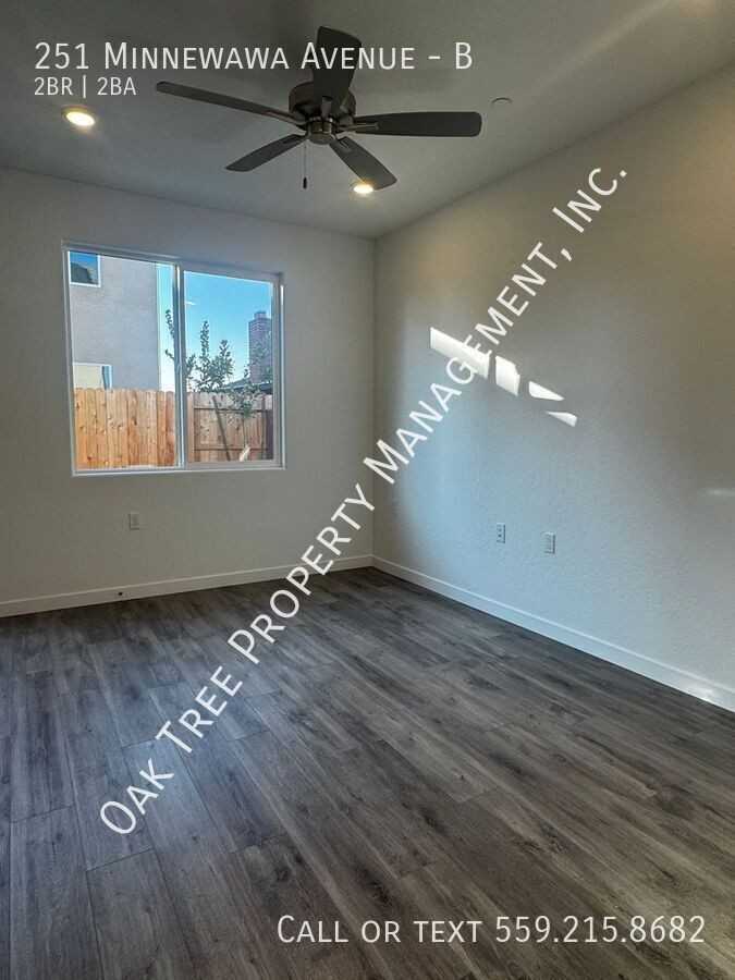 251 Minnewawa Ave #B - Photo 5 of 31