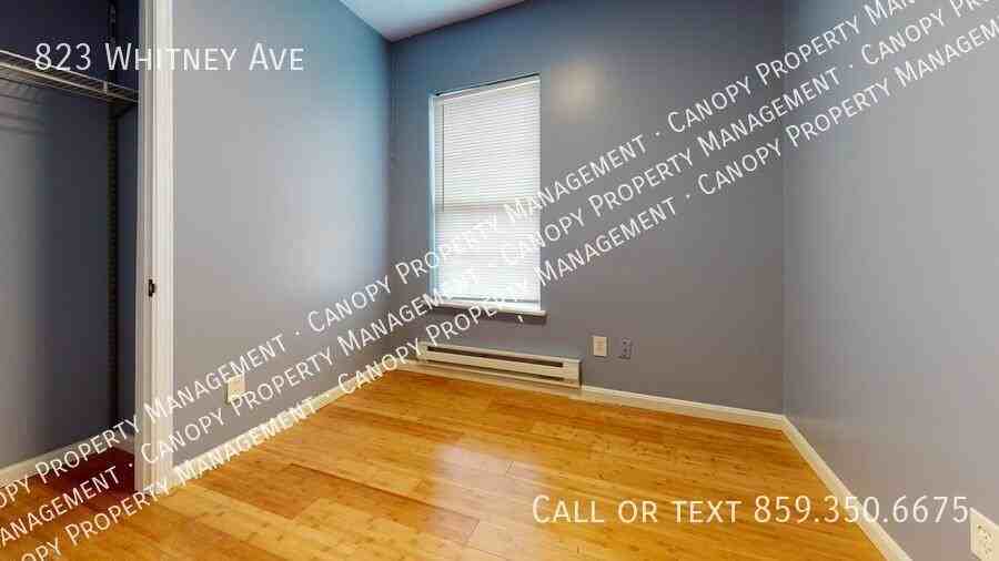 823 Whitney Ave - Photo 4 of 10