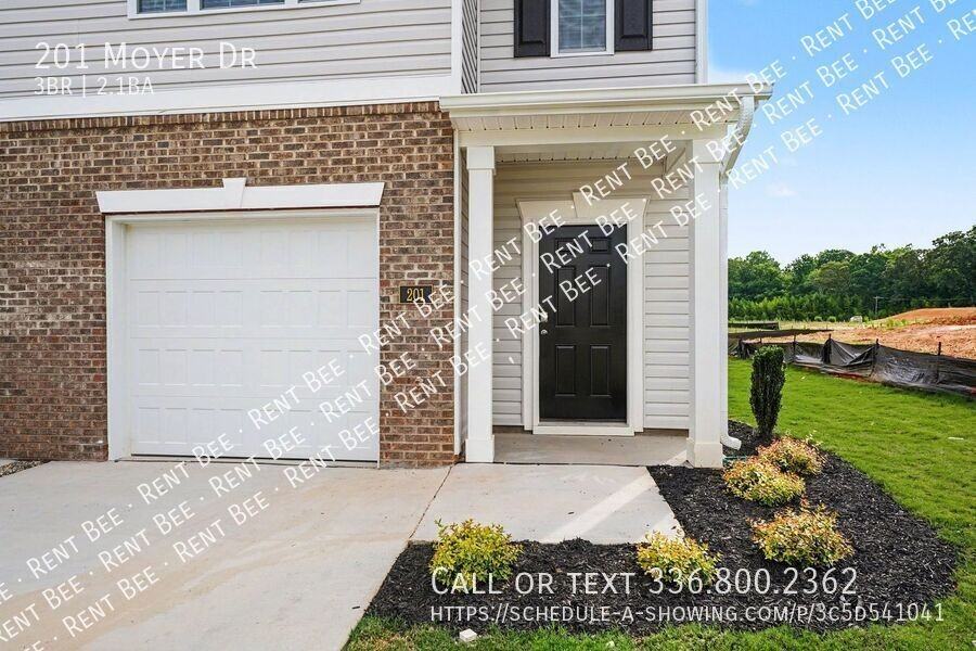 201 Moyer Dr - Photo 2 of 22