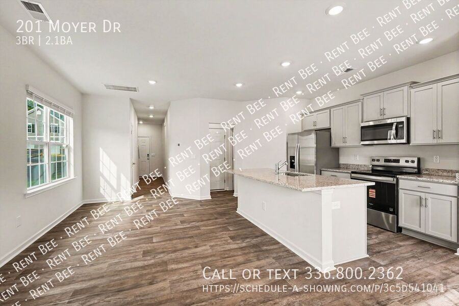 201 Moyer Dr - Photo 6 of 22