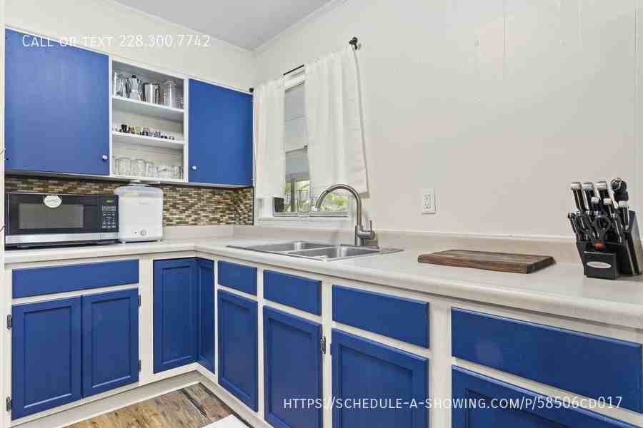 101 Fore St - Photo 7 of 28