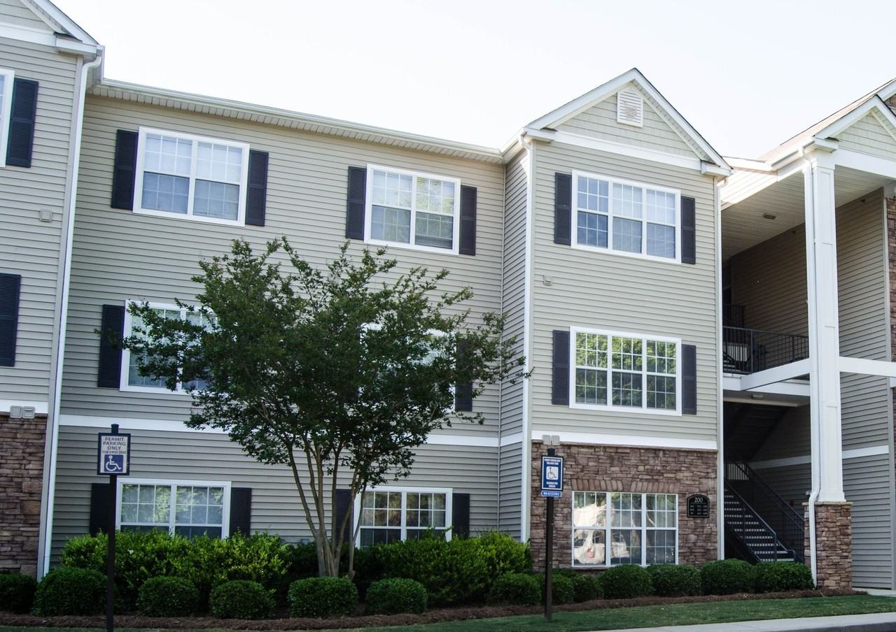 Lullwater at Saluda Pointe - Photo 2 of 47