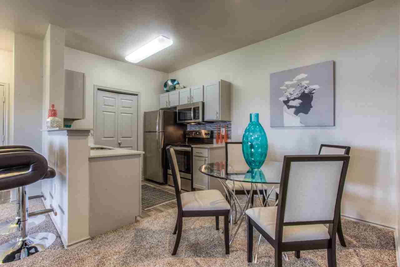 Waters Edge Villas - Photo 2 of 30
