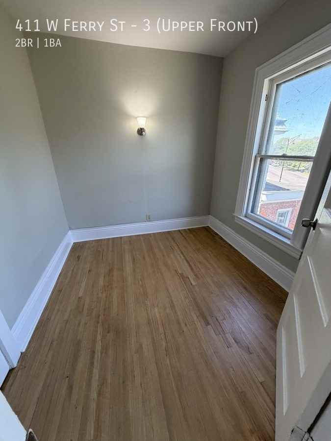 411 W Ferry St - Photo 5 of 7