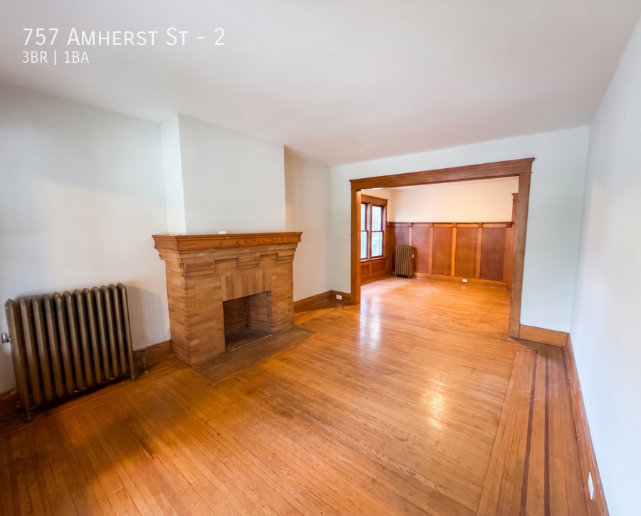 757 Amherst St #2 - Photo 4 of 7