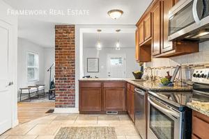 featured image of 3150 N Fillmore St
