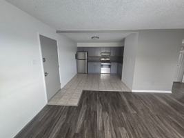 featured image of 1936 Vinewood Ln #05