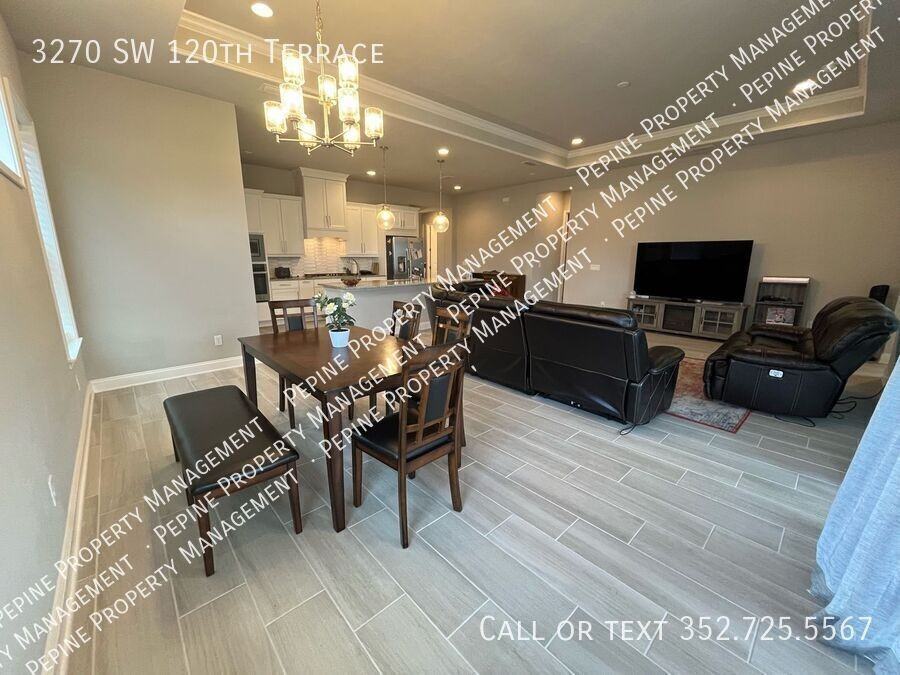 3270 Sw 120th Ter - Photo 4 of 17