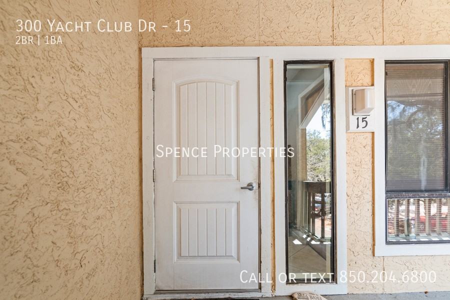 300 Yacht Club Dr #15 - Photo 4 of 50