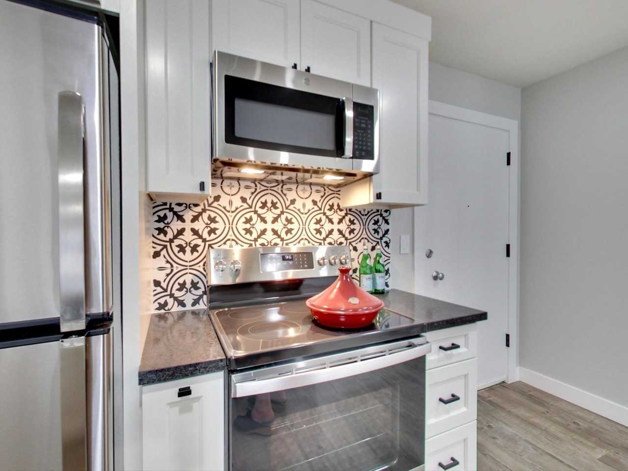 41 Moss Ave #103 - Photo 5 of 29