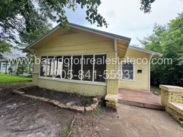featured image of 4825 Avenue S