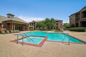 featured image of 4700 Huffines Blvd