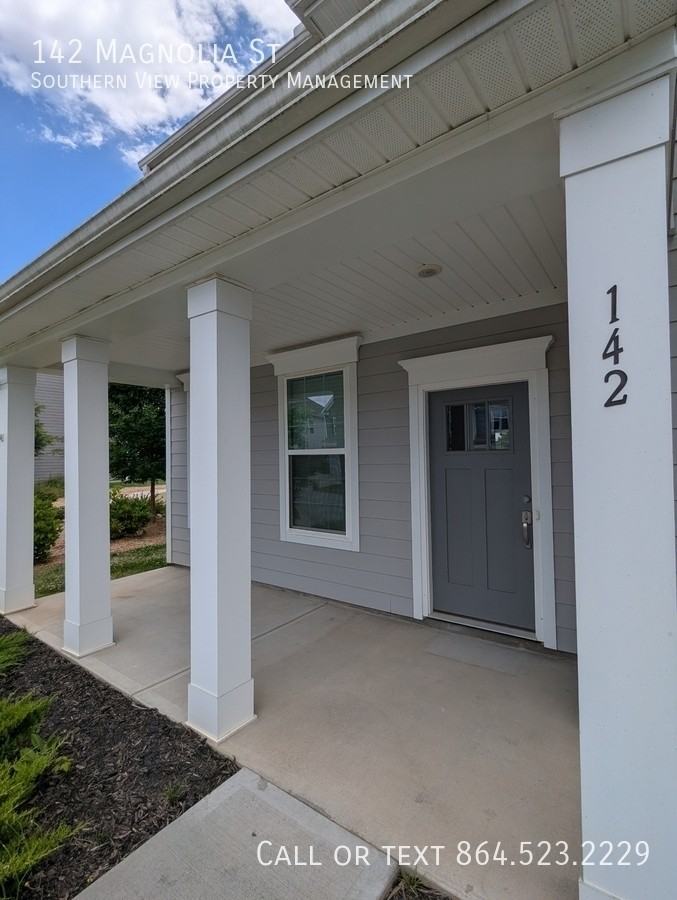 142 Magnolia St - Photo 2 of 36