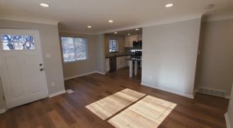 3618 N Monaco Street Pkwy - Photo 1 of 1