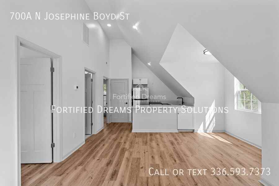 700A N Josephine Boyd St - Photo 6 of 26