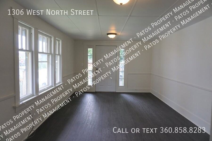1306 W North St - Photo 2 of 7