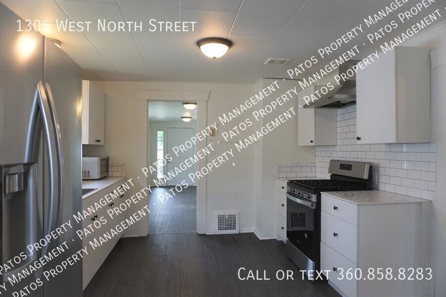 1306 W North St - Photo 3 of 7