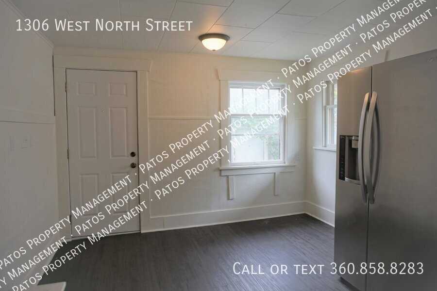 1306 W North St - Photo 4 of 7