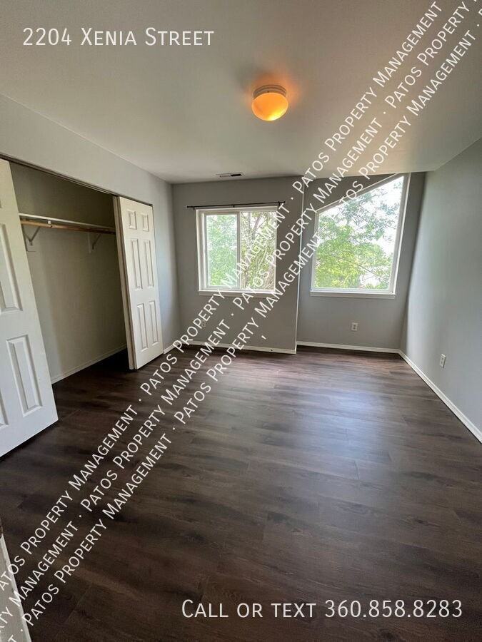 2204 Xenia St - Photo 7 of 10