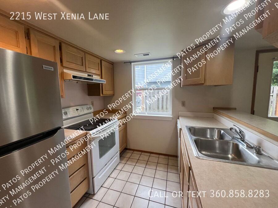 2215 Xenia Ln - Photo 4 of 12