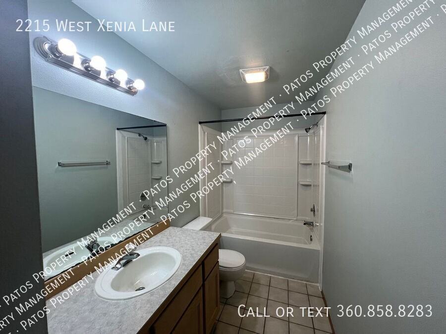2215 Xenia Ln - Photo 7 of 12