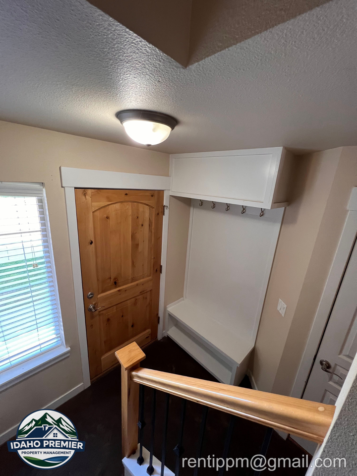 8834 W Pine Valley Ln #1 - Photo 2 of 26
