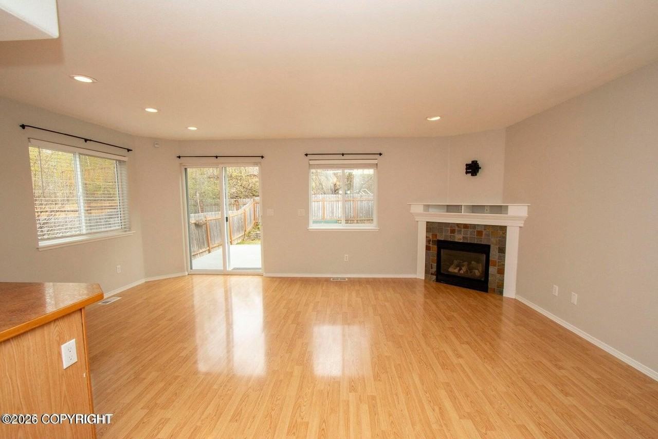 11021 Hannah Jane Pl #7 - Photo 6 of 27