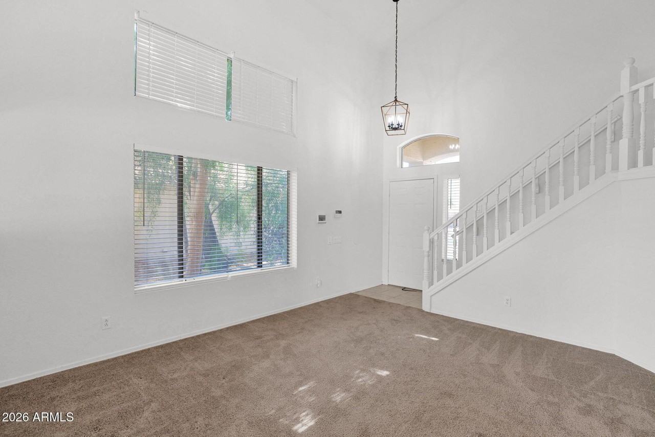 3415 E Menadota Dr - Photo 6 of 31