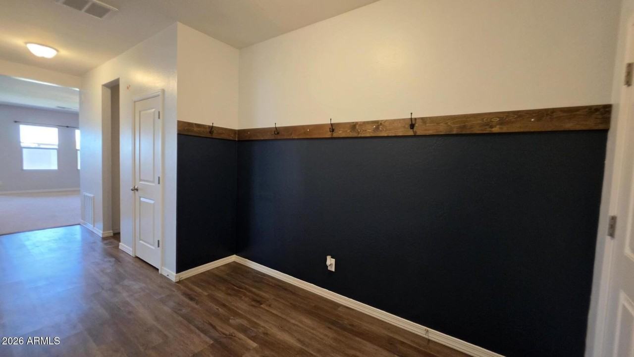37392 W Capri Ave - Photo 2 of 23