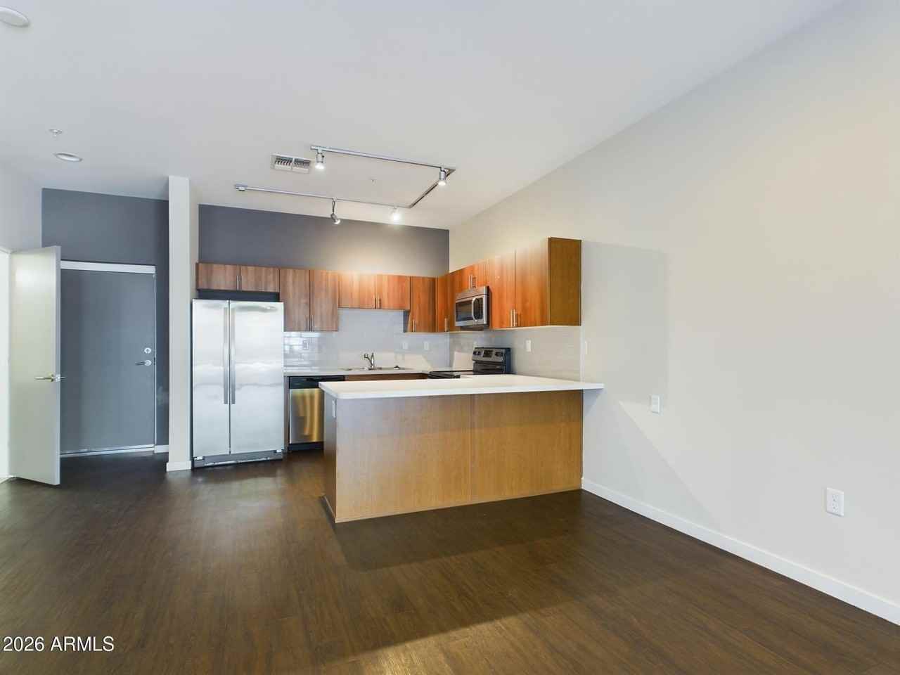 4700 N 40th St #110 - Photo 5 of 20
