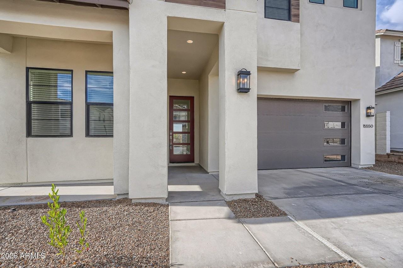 15550 S 181st Ln - Photo 4 of 28