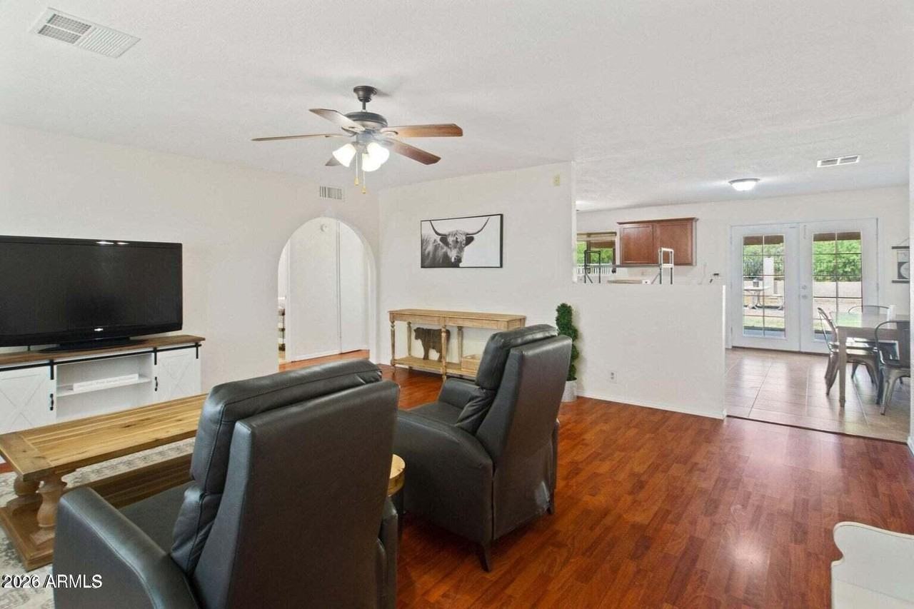 14038 N 180th Ave - Photo 5 of 11