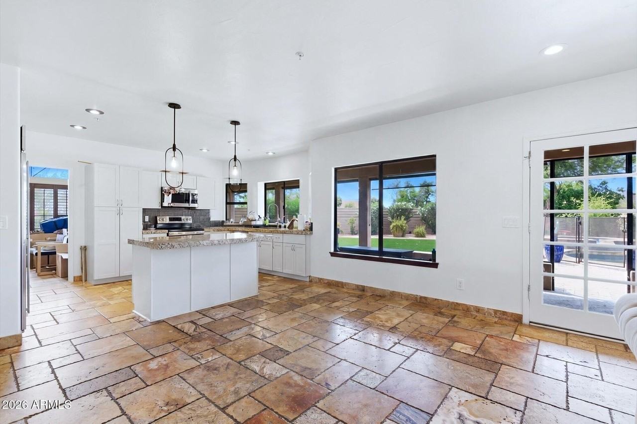 12780 N 94th Pl - Photo 6 of 27