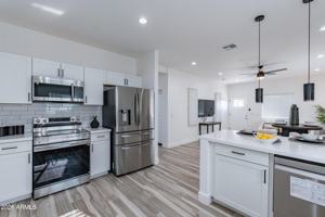 featured image of 4815 S 28th St #2