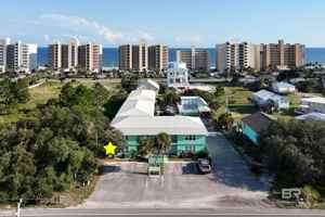 featured image of 979 W Lagoon Ave