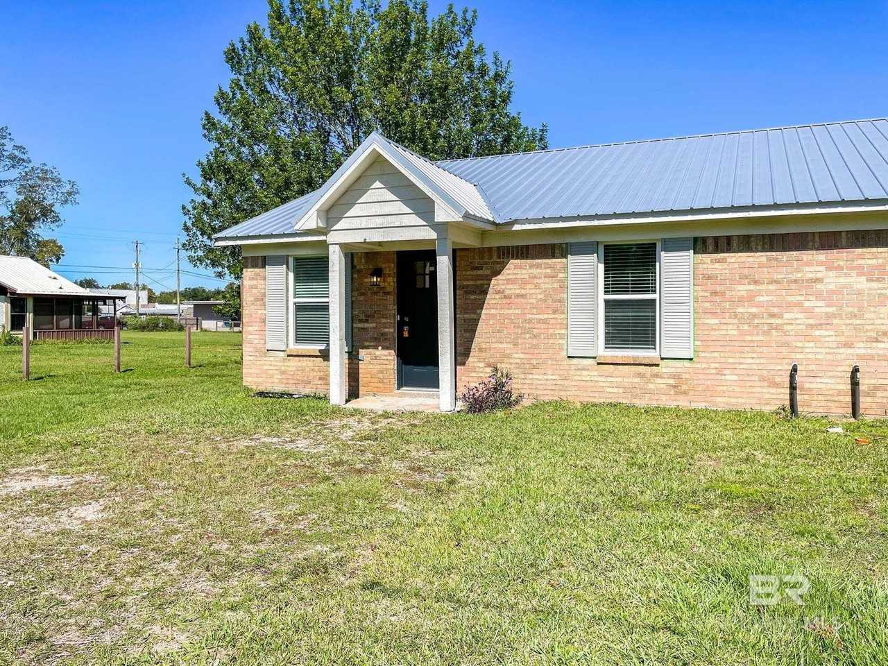 25121 Olive St - Photo 2 of 21