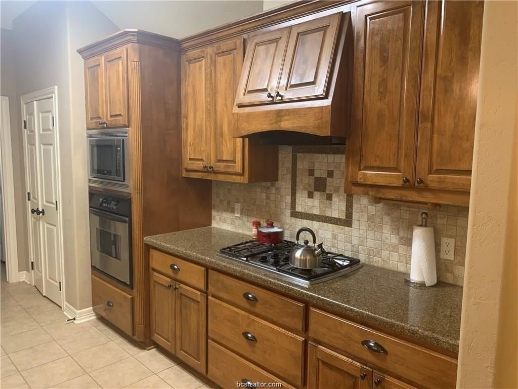 303 Candle Stone Ct - Photo 2 of 22